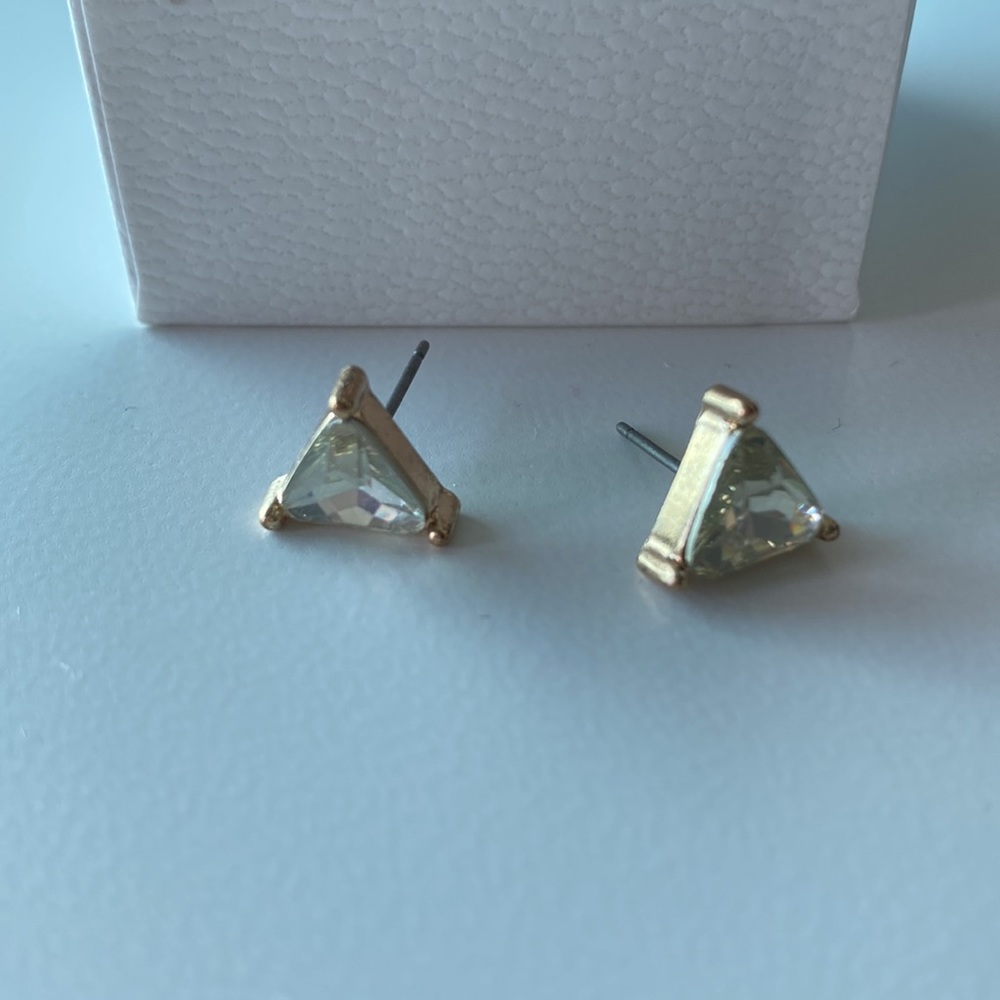 Triangle crystal studs - Picture 3 of 3
